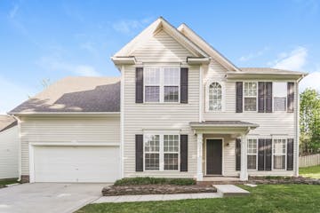 10036 Spring Park Dr Charlotte, NC 28269